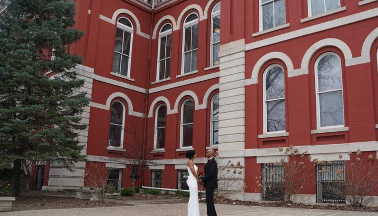 Courthouse wedding in Crown Point Indiana